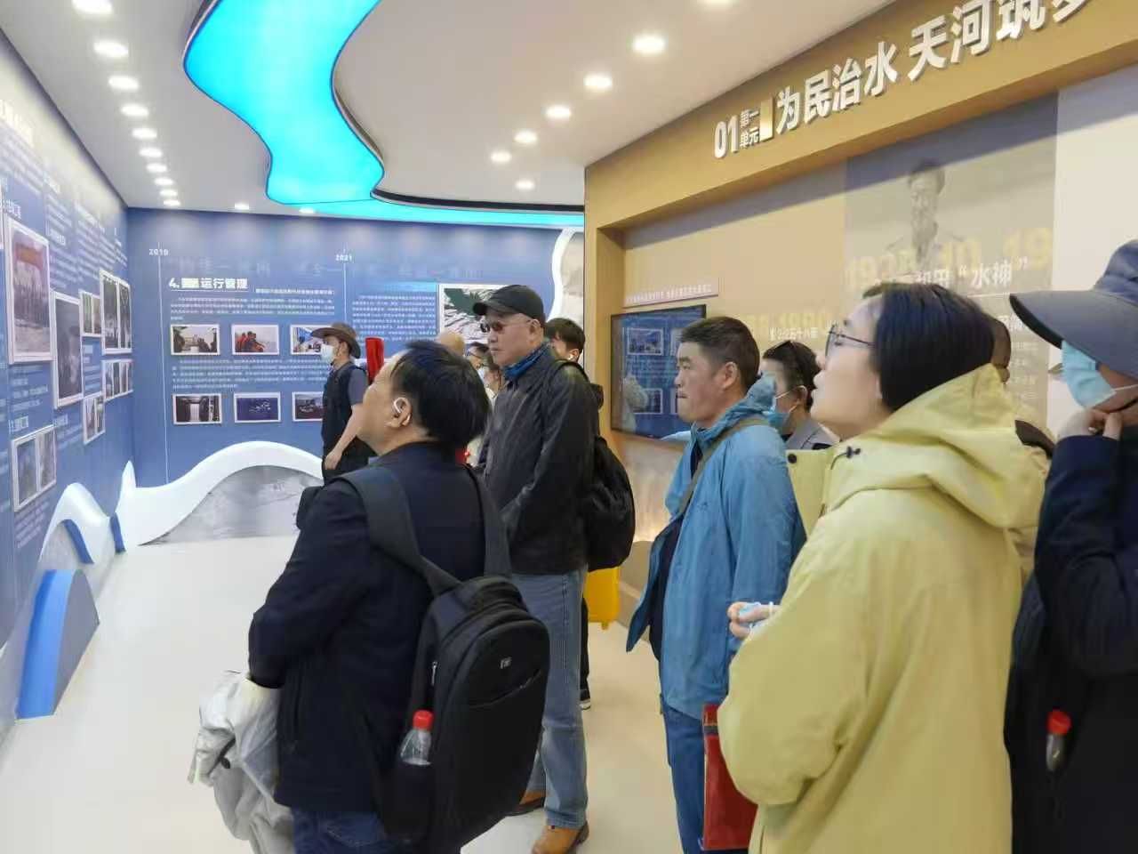 6b153caa6f71092bd6972990c0136265